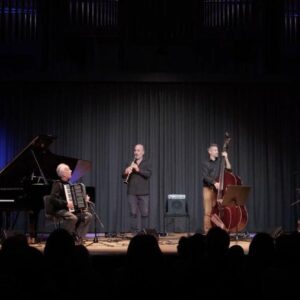 À la découverte du Guralumi Balkan Jazz Trio